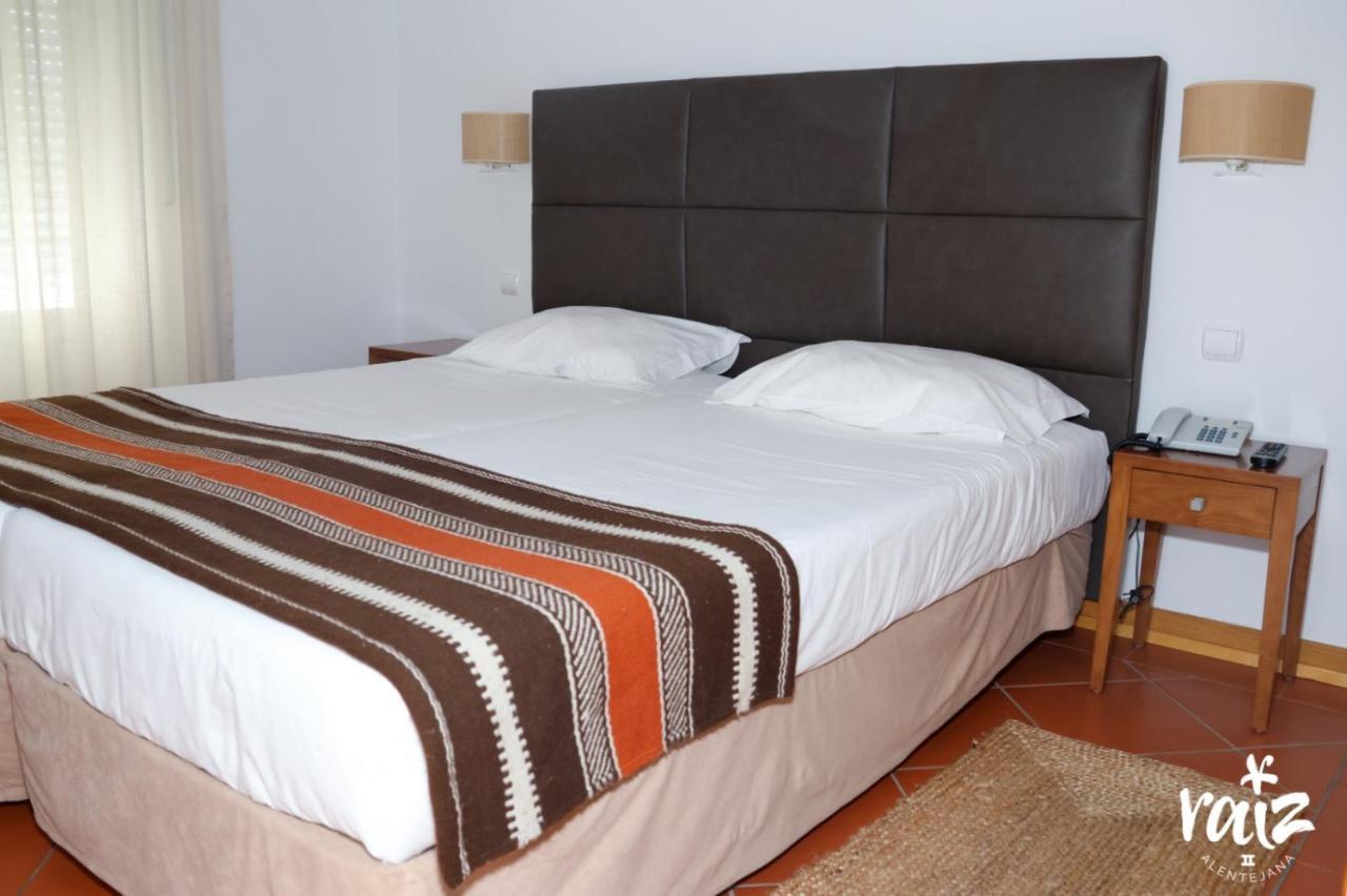 Bed and Breakfast Raiz Alentejana II Регенгуш-ди-Монсараш Экстерьер фото